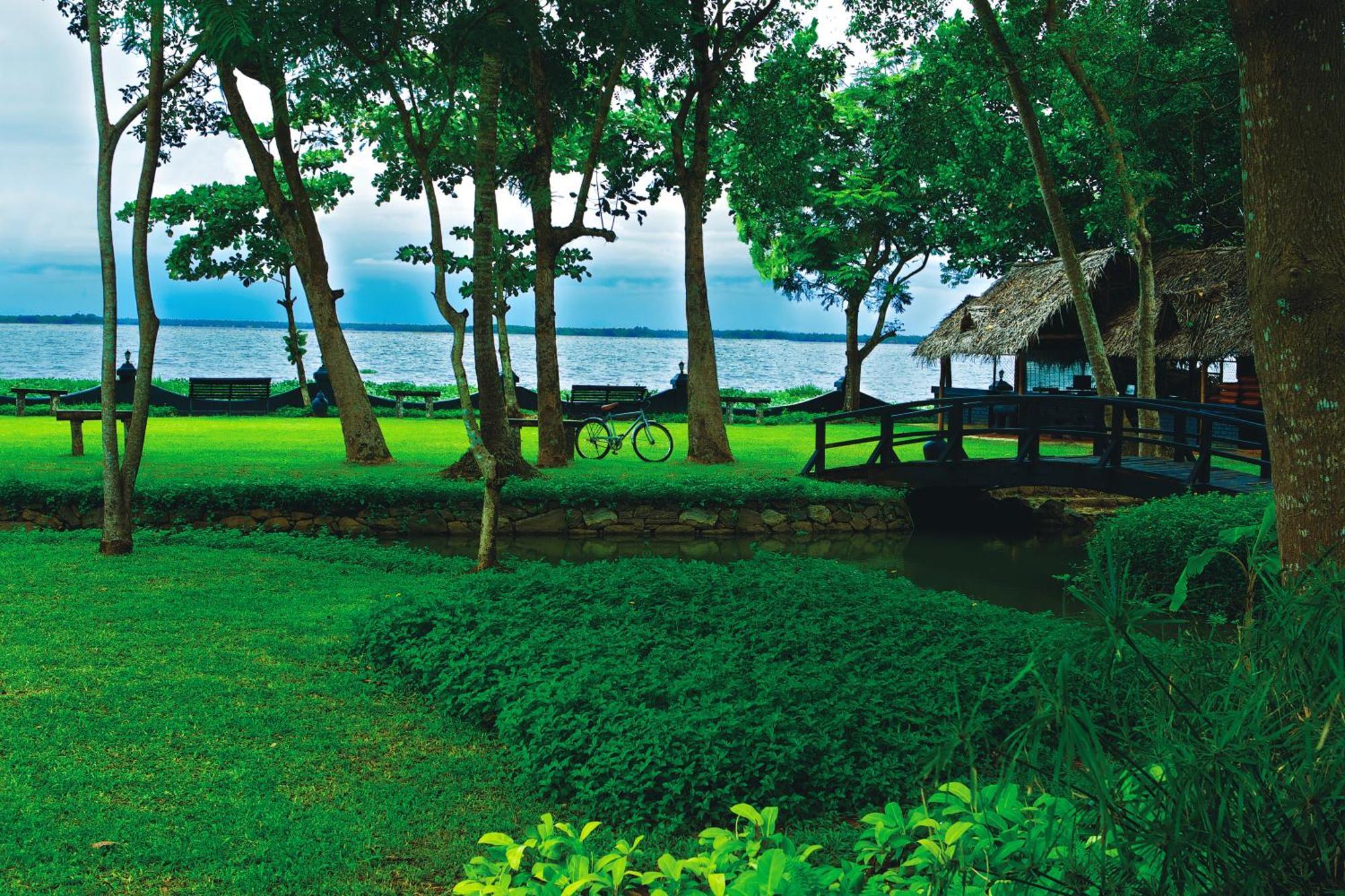 Taj Kumarakom Resort And Spa Kerala Екстериор снимка