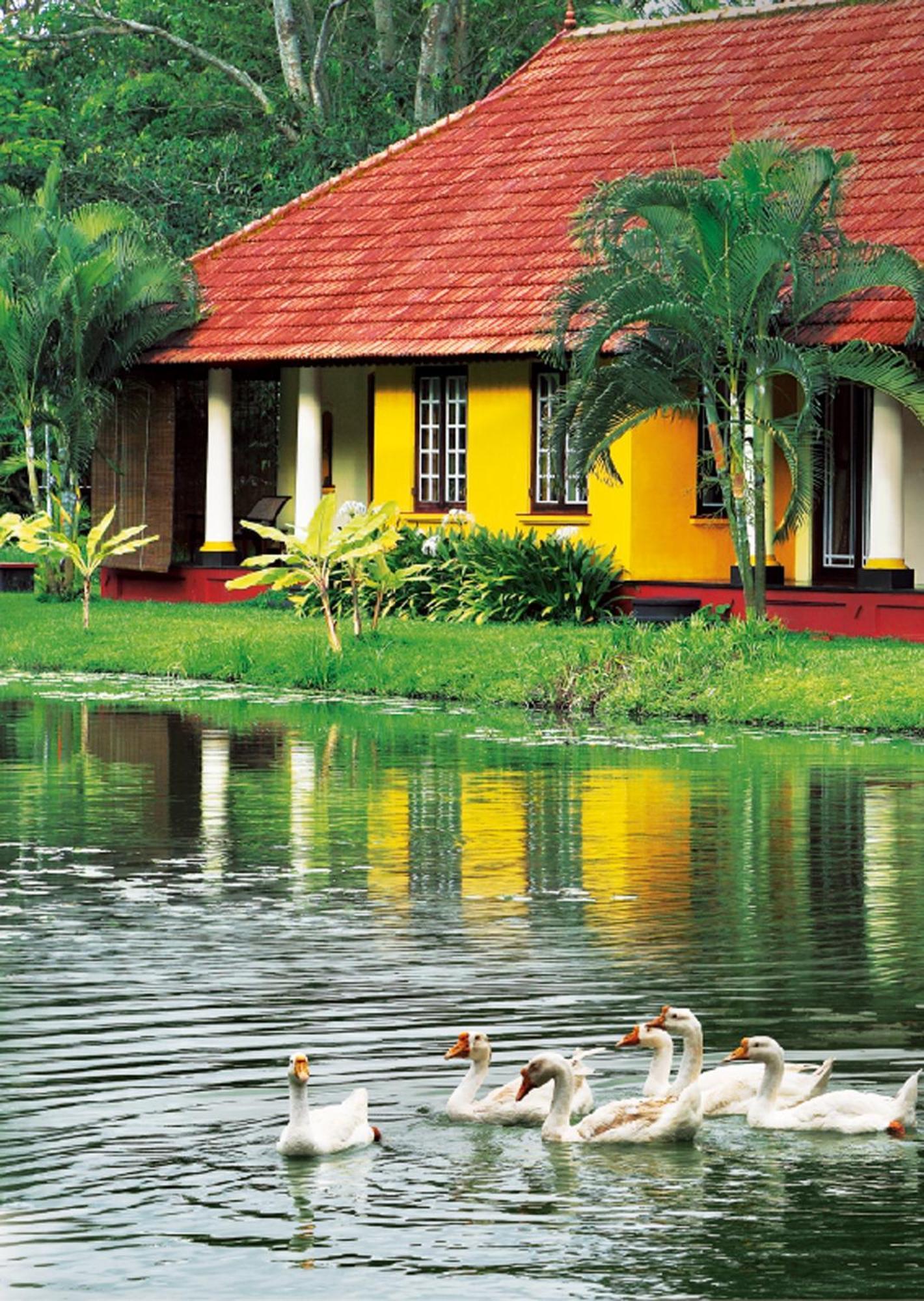 Taj Kumarakom Resort And Spa Kerala Стая снимка