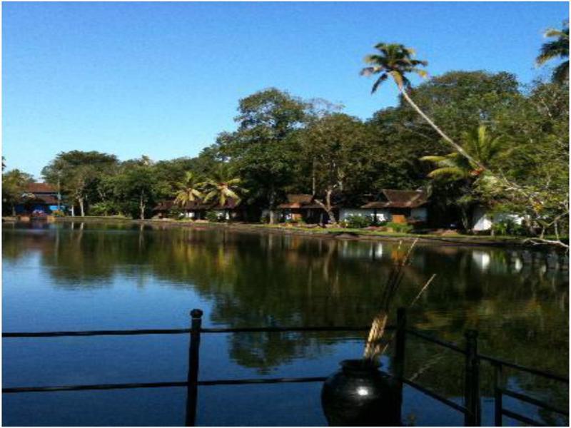 Taj Kumarakom Resort And Spa Kerala Екстериор снимка